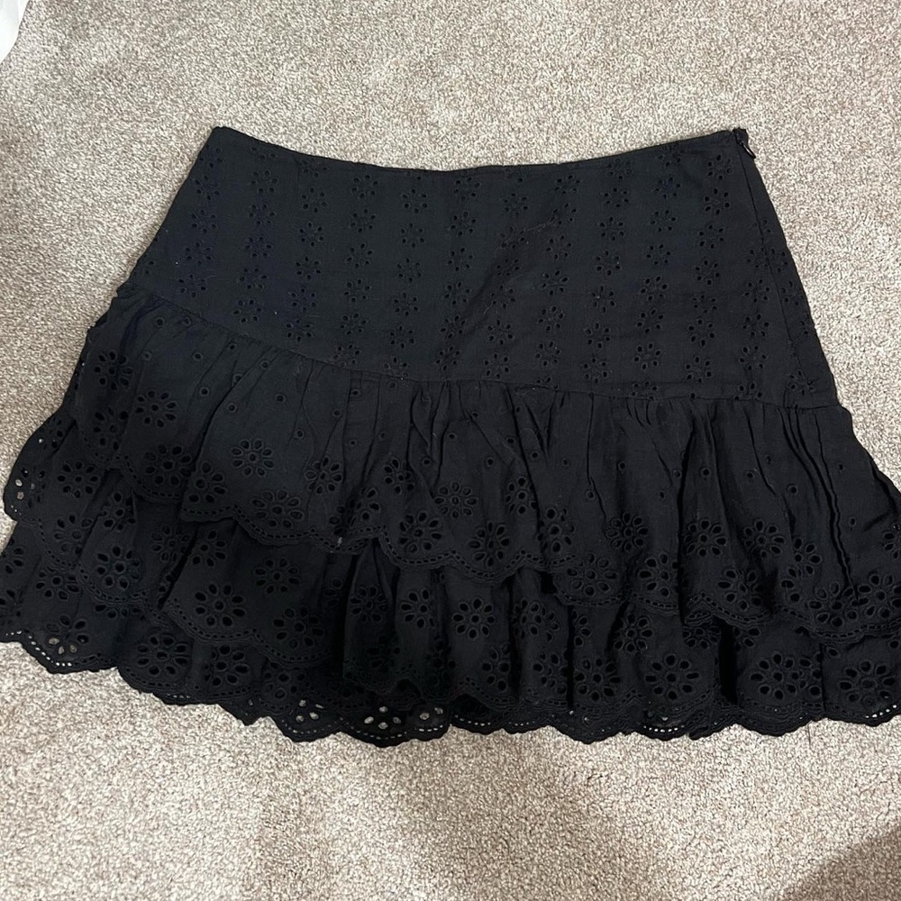 Cutest black skirt!!